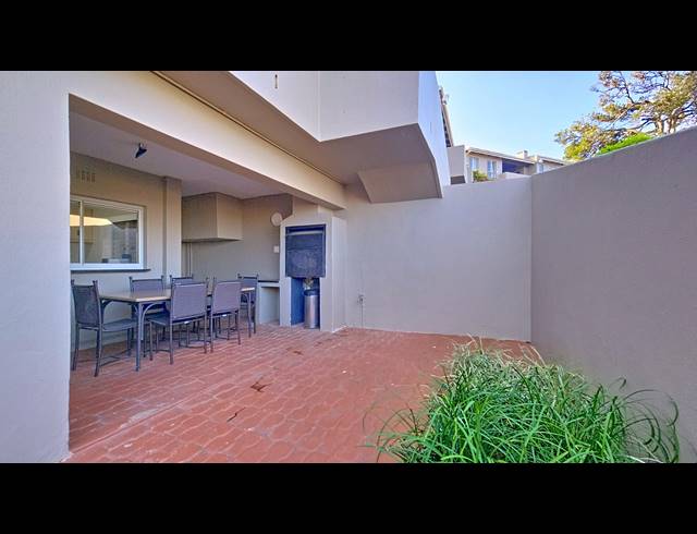2 BEDROOM APARTMENT FOR SALE IN SALT ROCK